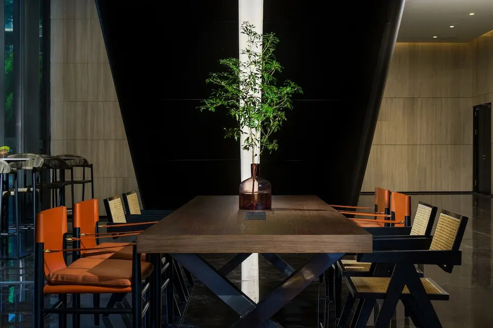 UrCove by HYATT Shenzhen Futian CBD