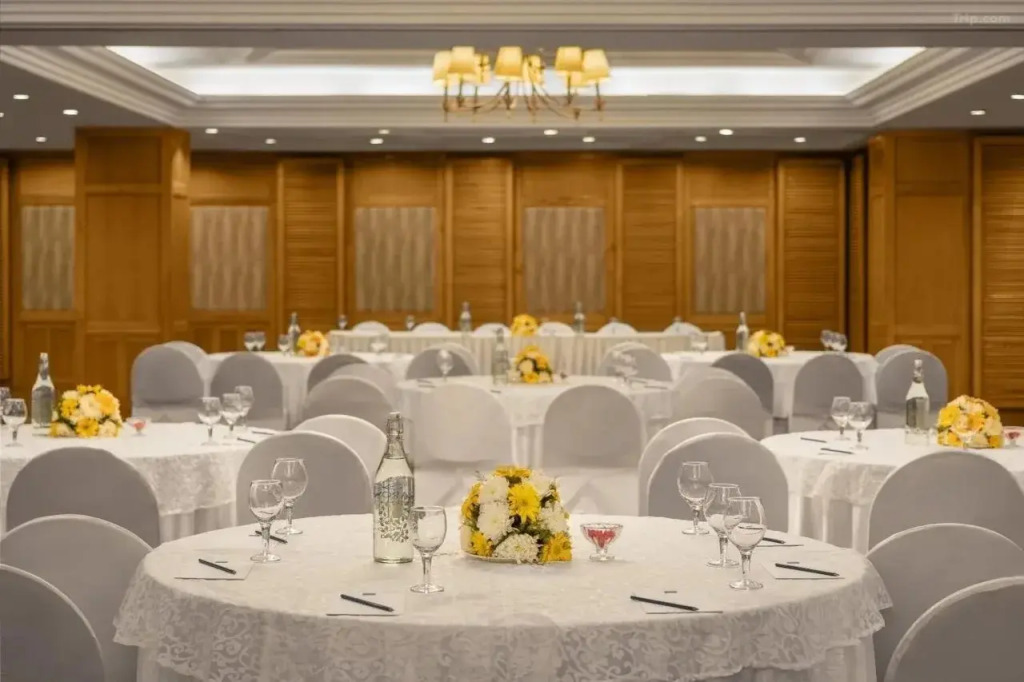 Sarovar Portico Surajkund Faridabad