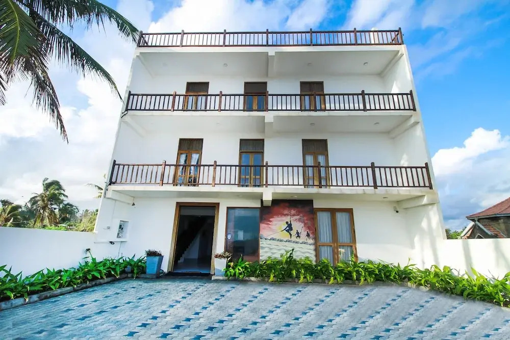 OYO 300 Sinha Hotel