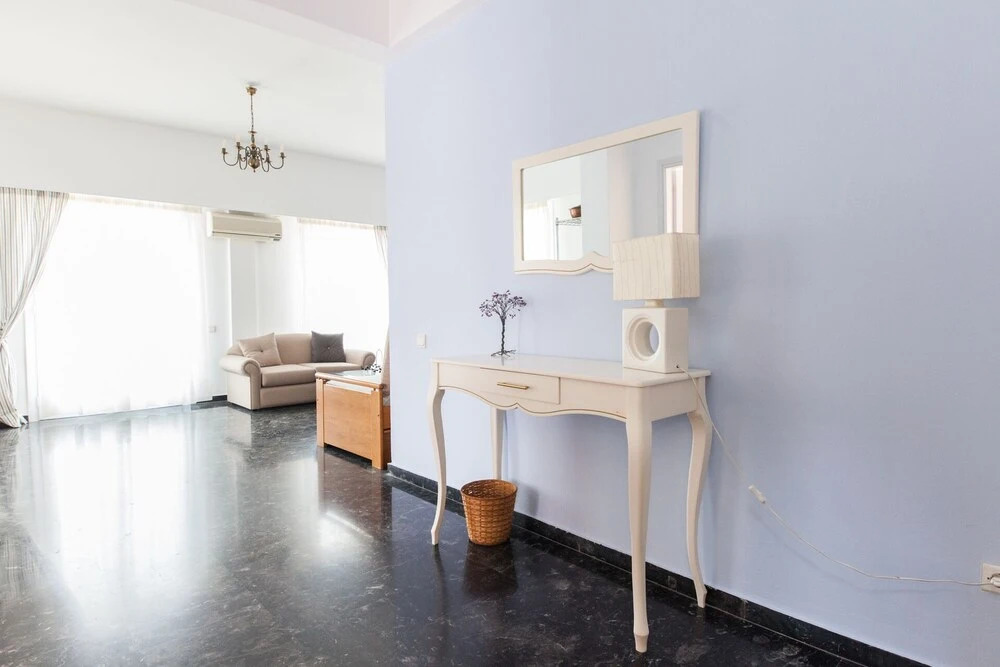 Spacious New apt w View in Agia Varvara