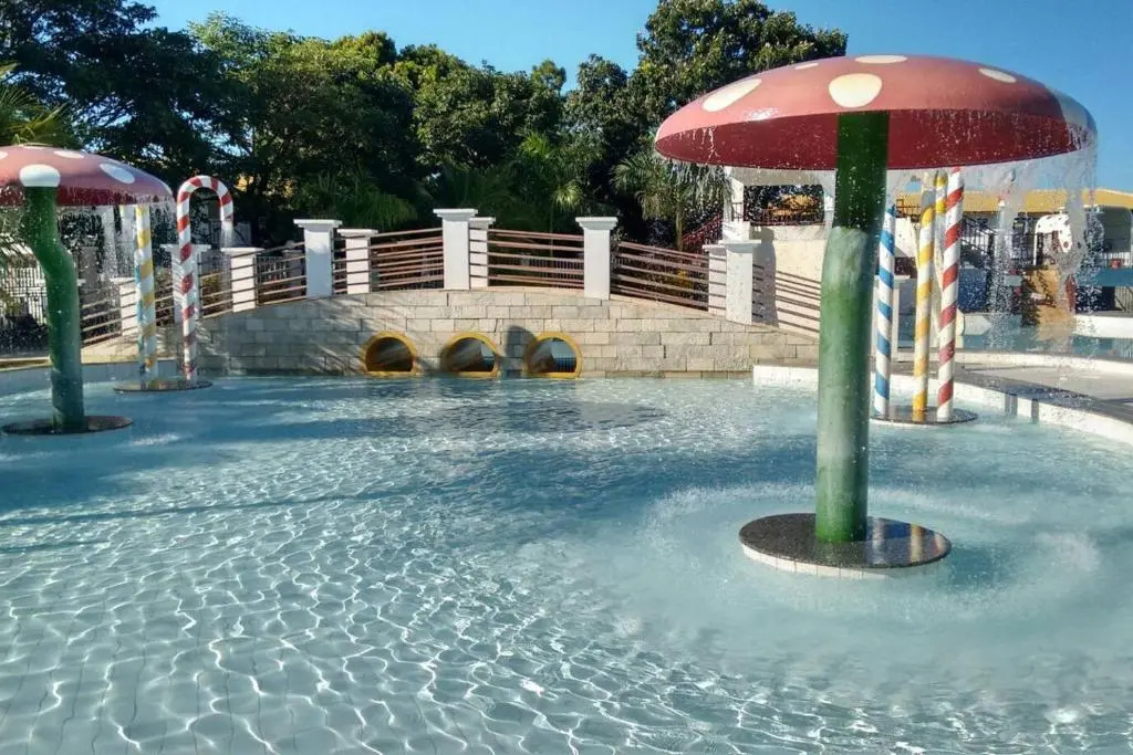 Hotel Lacqua Diroma - Apartamentos Completos para 5 pessoas em Caldas Novas-GO