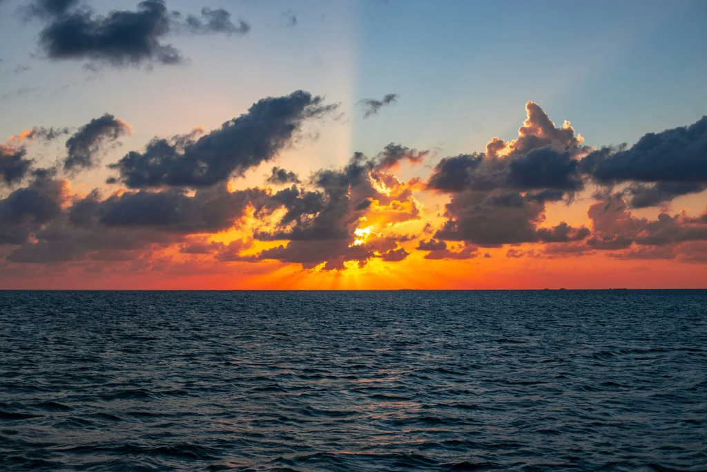 Sunset Caribe Belize