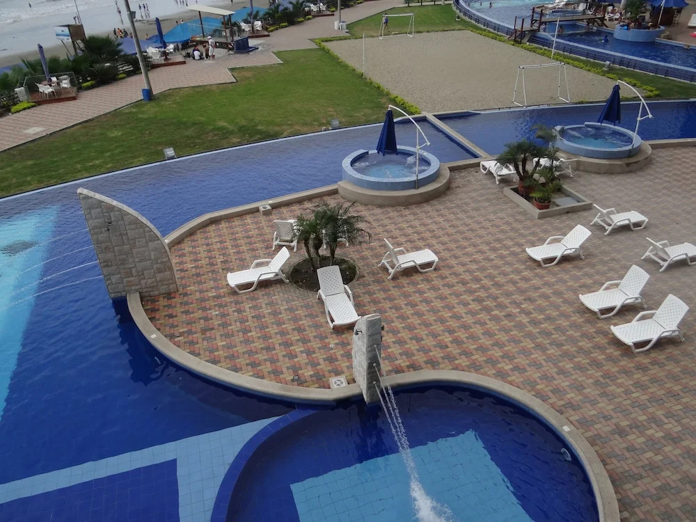 Tonsupa, Suite Grand Diamond Beach