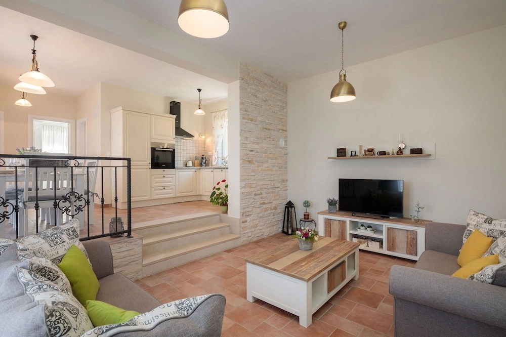 Seafront Villa Noah with heated pool
