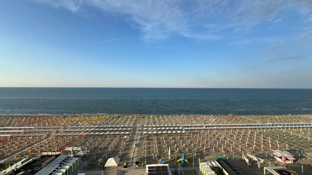 MARITTIMO Riccione - Hotel Clipper FRONTE MARE