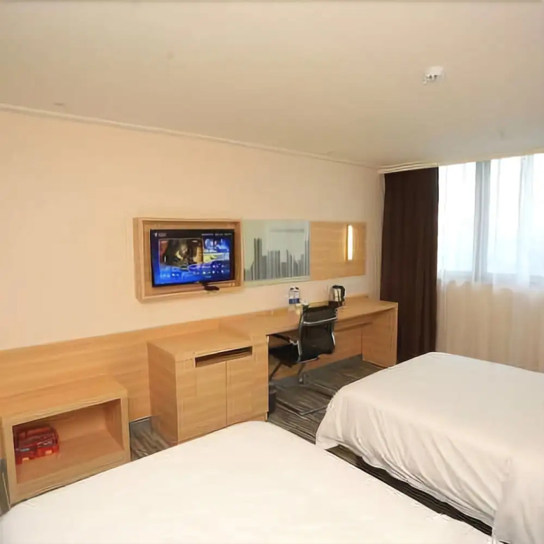 City Express Inn