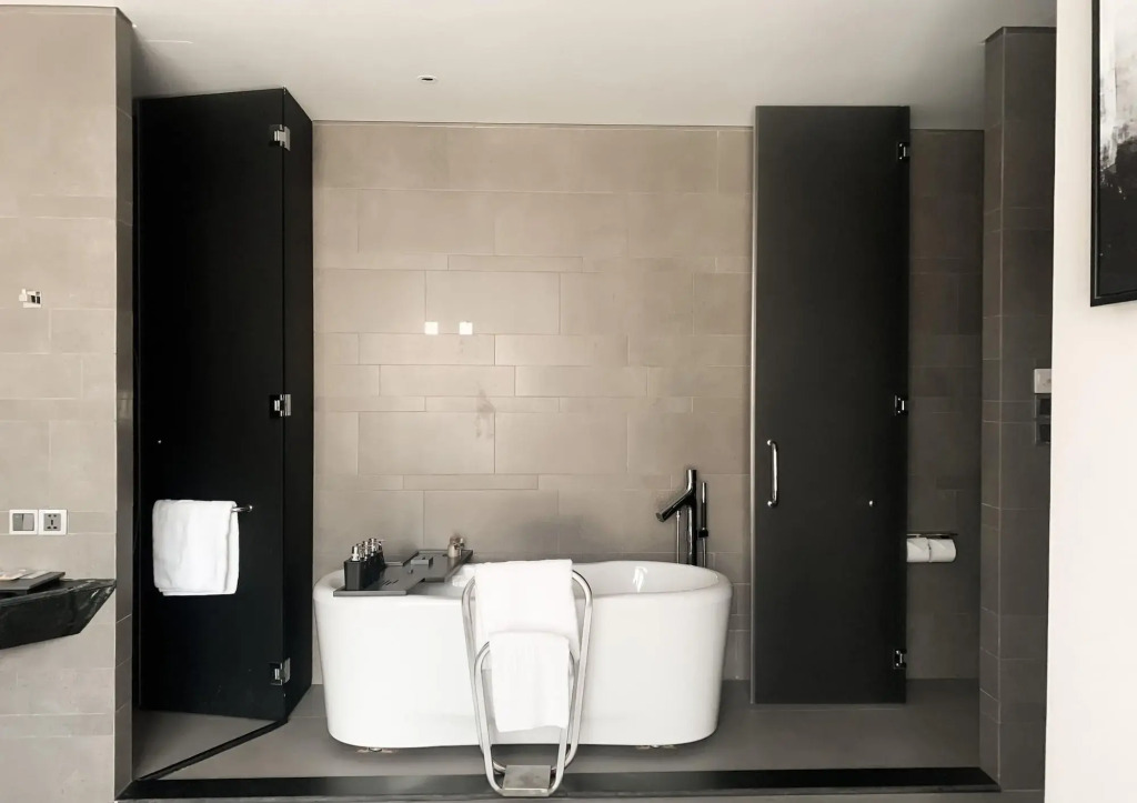 M Hotel Saigon