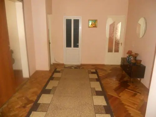 Gayane & Khikar B&B