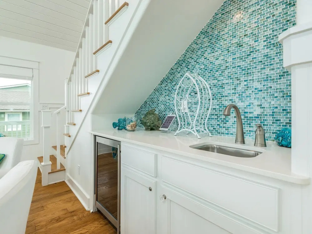 3588 Mackerel Way Home 6 Bedrooms Bathroom Home