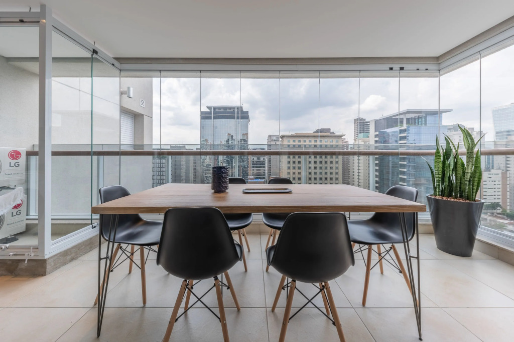Apartamento com garagem e vista maravilhosa | Vila Olímpia