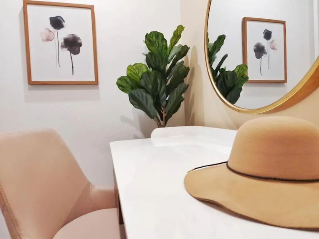 The Spruce, Western Boho DT 2 Bed and Makeup Room