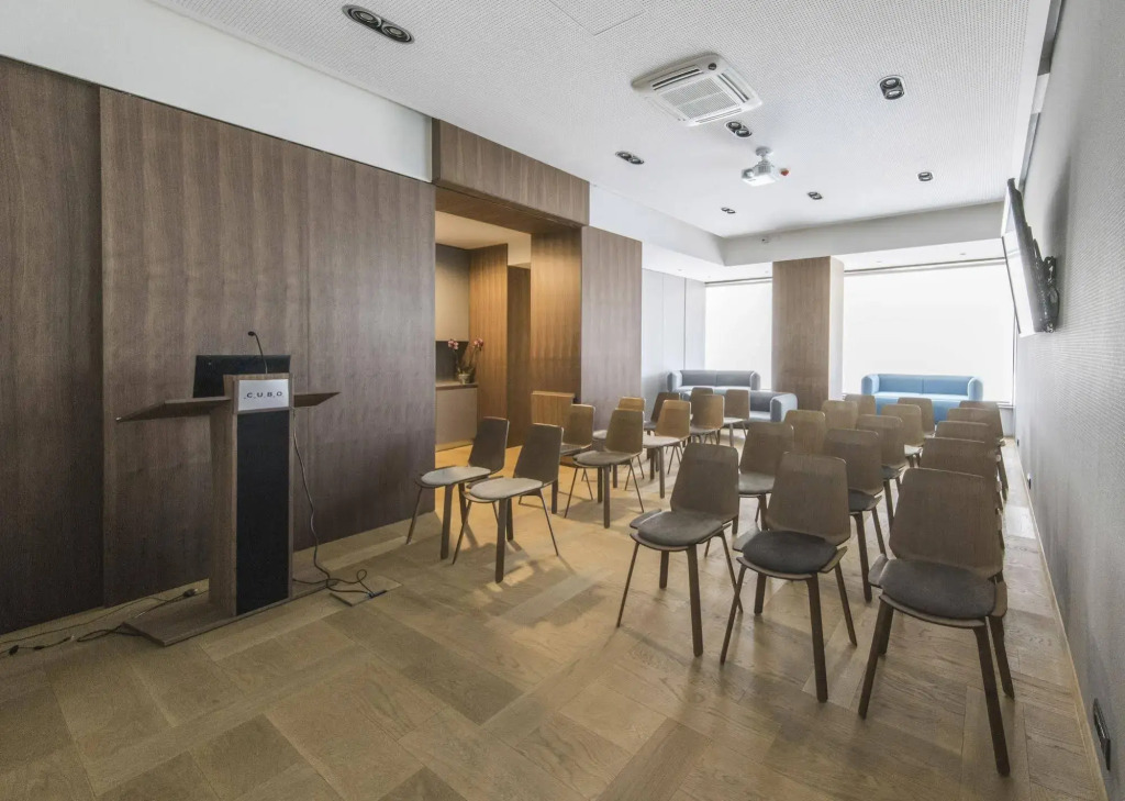 Hotel Cubo