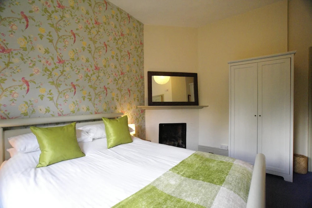 Barton House B&B