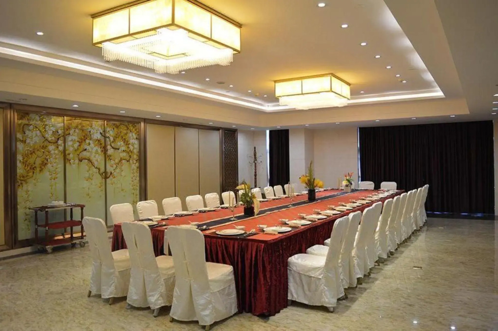 YOUNG KING HOTEL(Foshan Nanhai Jiujiang Branch)