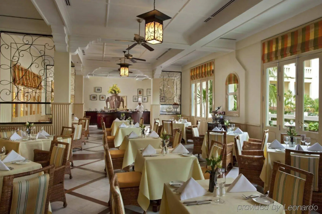 Raffles Grand Hotel dAngkor