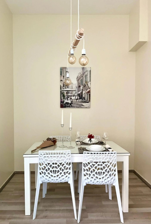 Flower home 4
