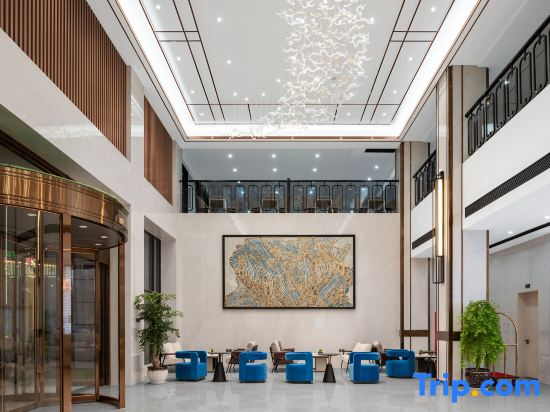 LouHu Hotel (Anshun College Anshun Louhu Ecological Park)