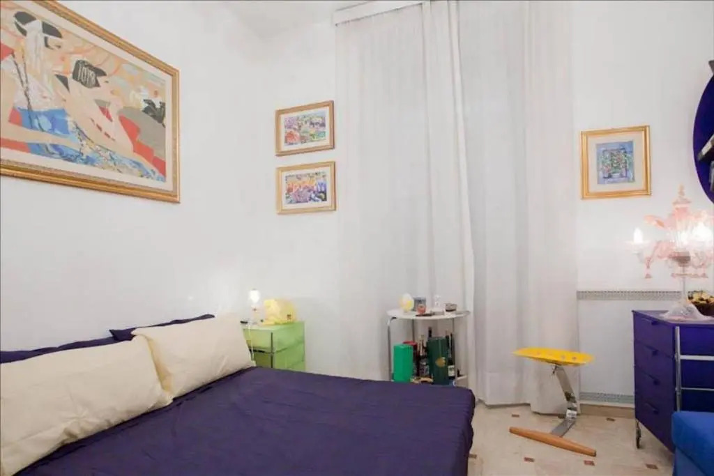 Holiday Jeans Apartment