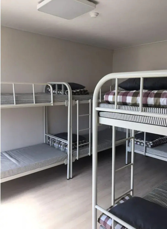 Backpack Season 2 Guesthouse - Hostel