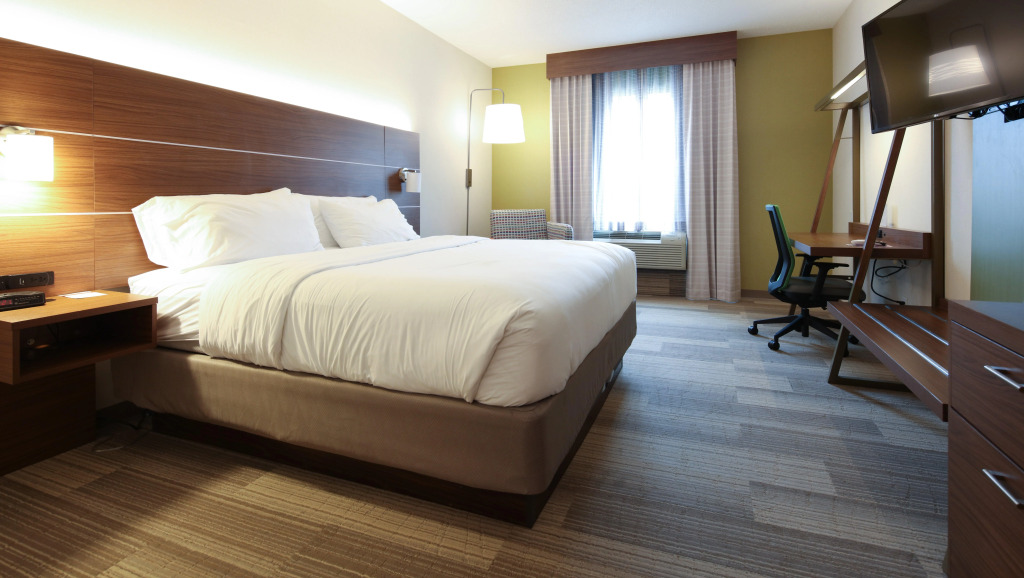 Holiday Inn Express Hotel & Suites Cincinnati Southeast Newport by IHG