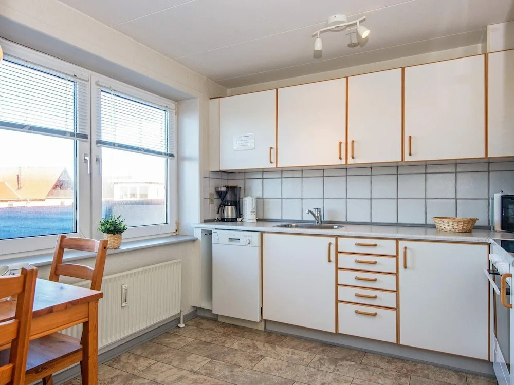 6 person holiday home in Thyborøn