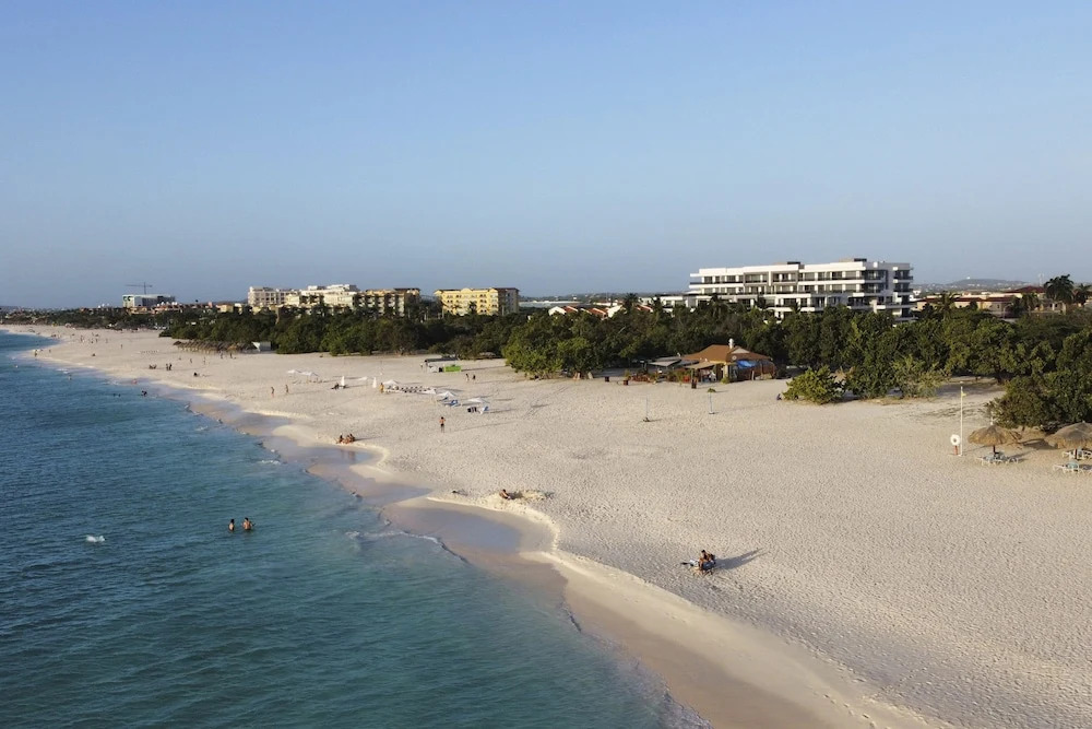 O Condominium Beachfront Residences, by Bocobay Aruba
