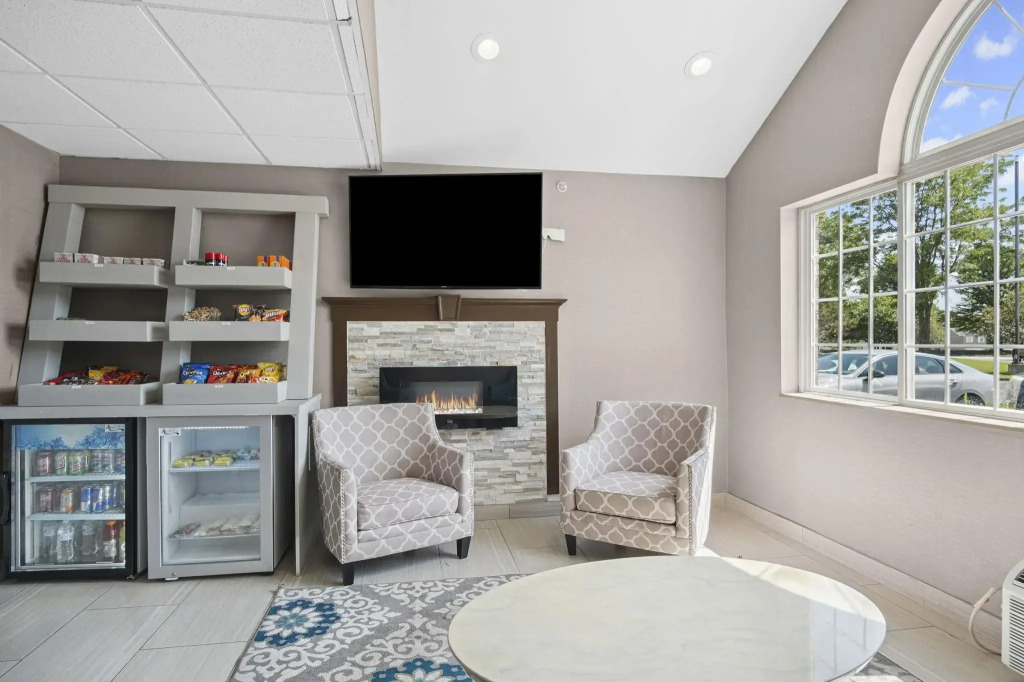 Sonesta Essential Hotels & Suites Kansas City Blue Springs
