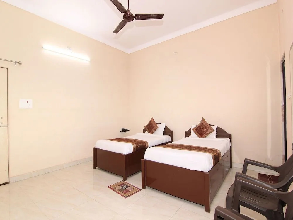OYO 15177 Hotel HKJ Sanskriti