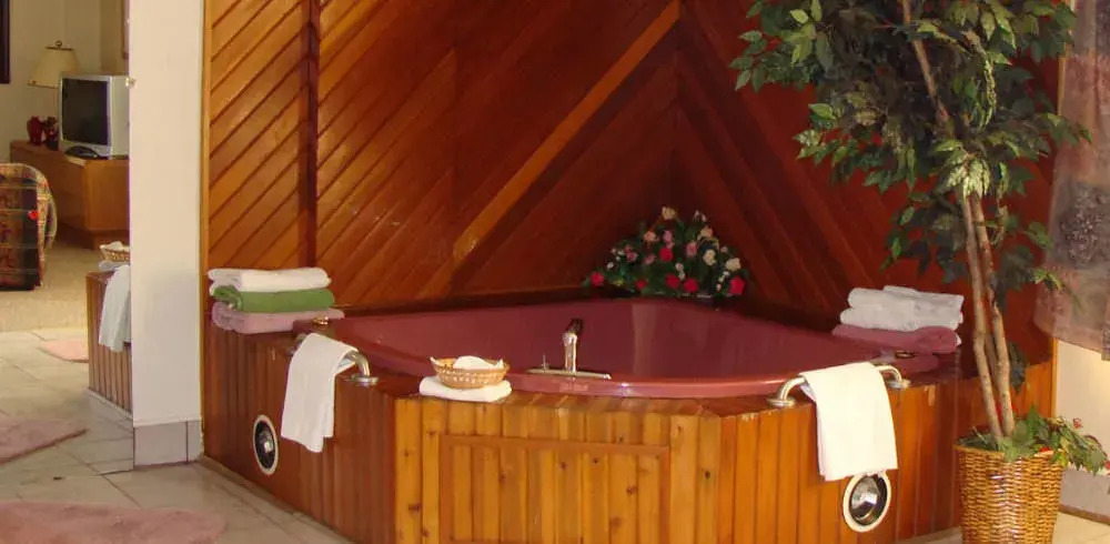 Woodycrest Motel