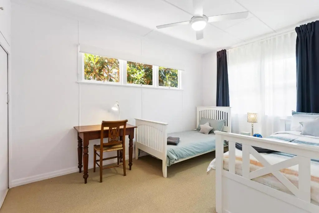 Artists Cottage - Cosy Home in Quiet Leafy Street