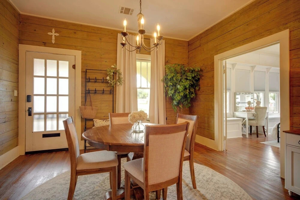 Pet-friendly Historic Home: Downtown Breaux Bridge