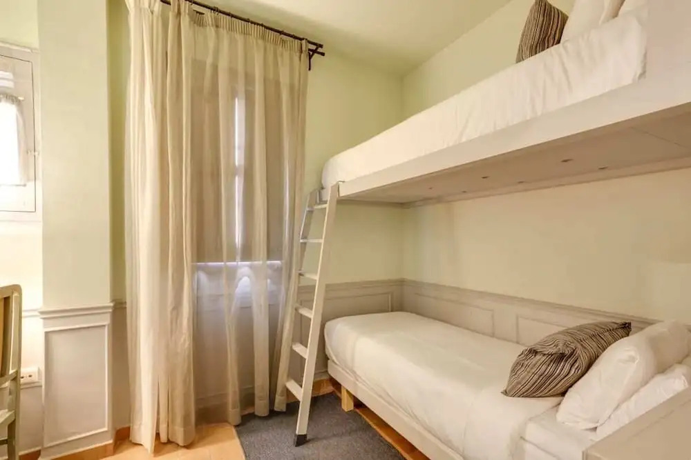 Lovely 3 Bed Apartment in Gracia
