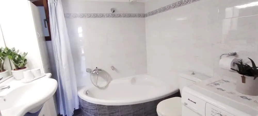 Gorgeous 3 bedrooms Apartment in Pilio