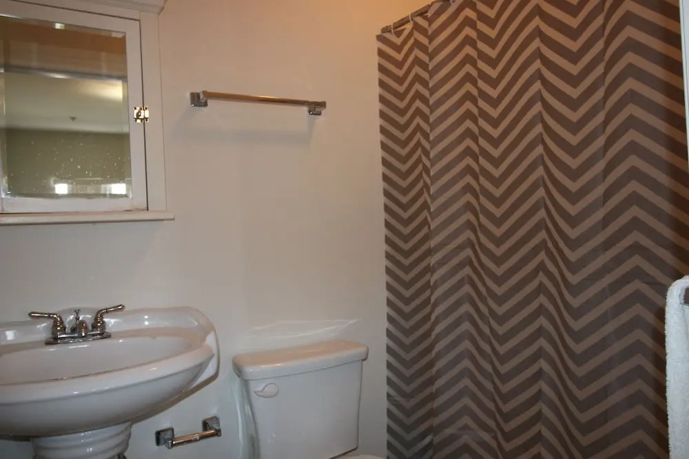 Delightful and Pleasant 2BD Apt