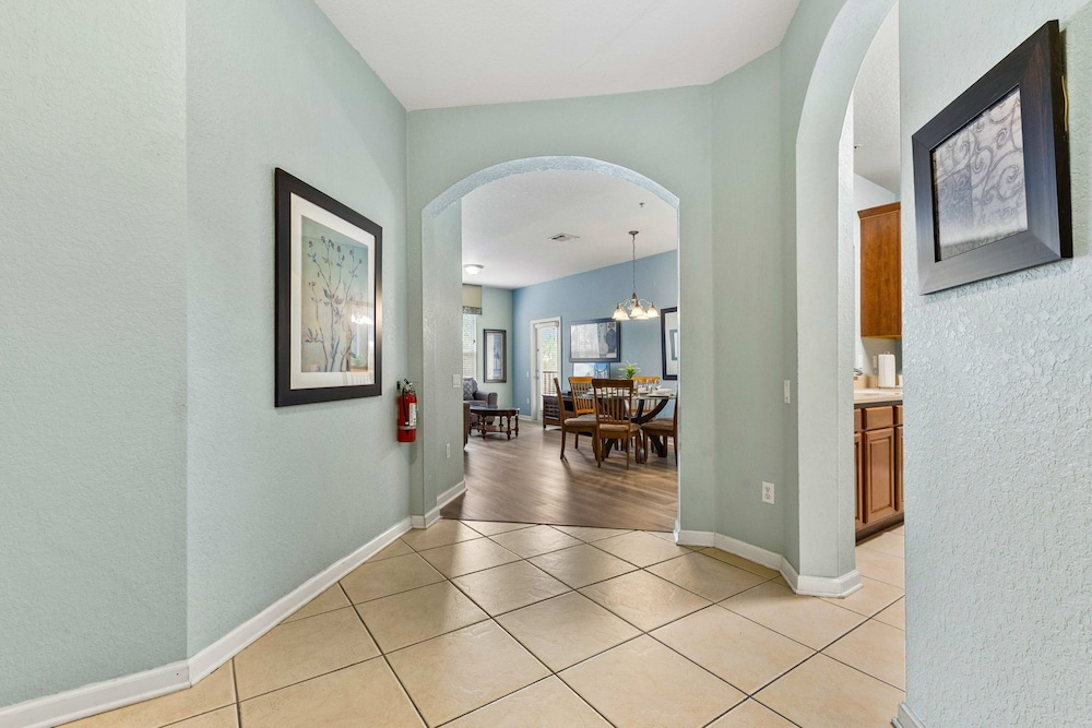 Vista Cay Condo w FREE Resort Access, near Disney