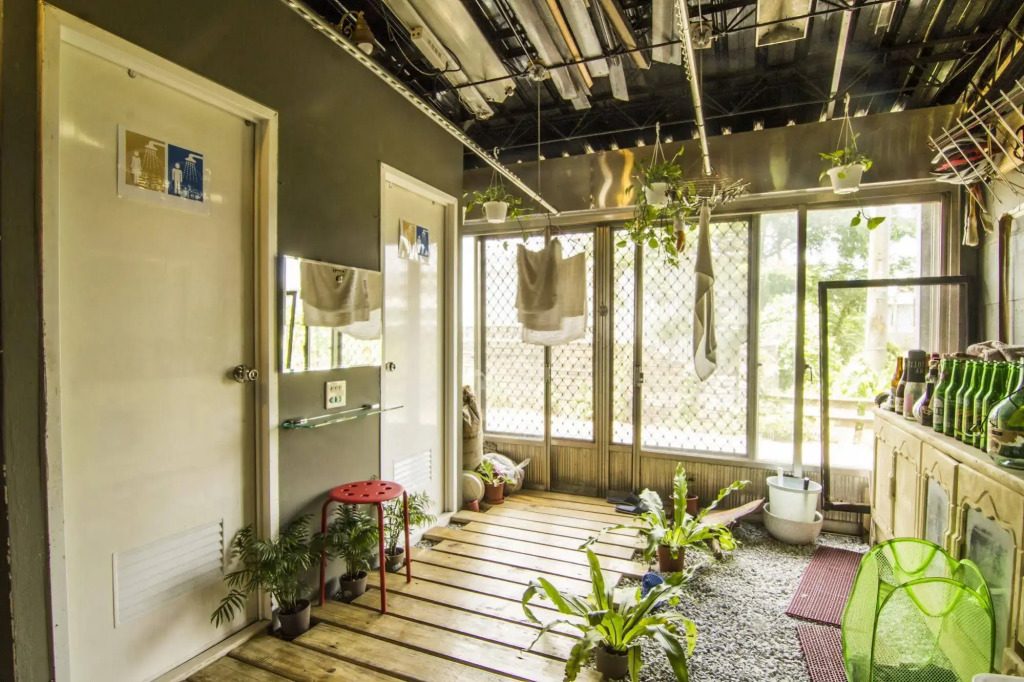 Lis Hostel