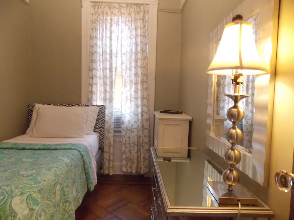 Serenity at Home Guest House