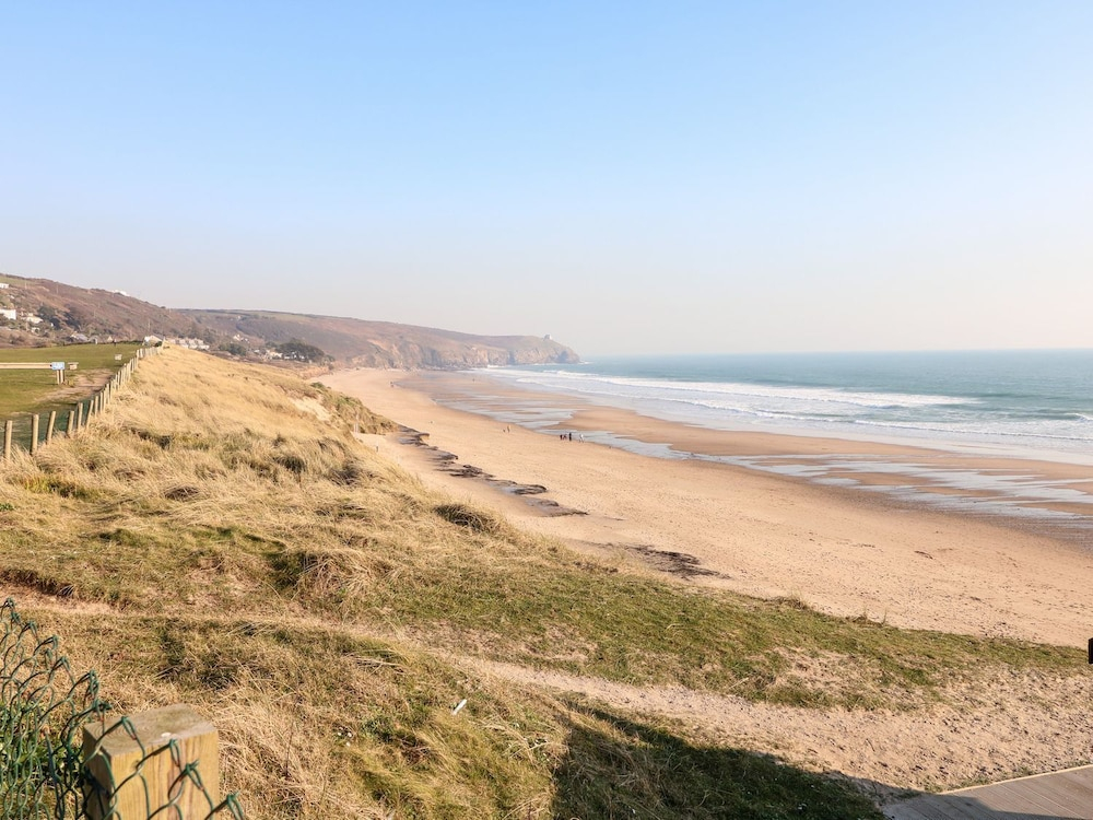 Praa Waves