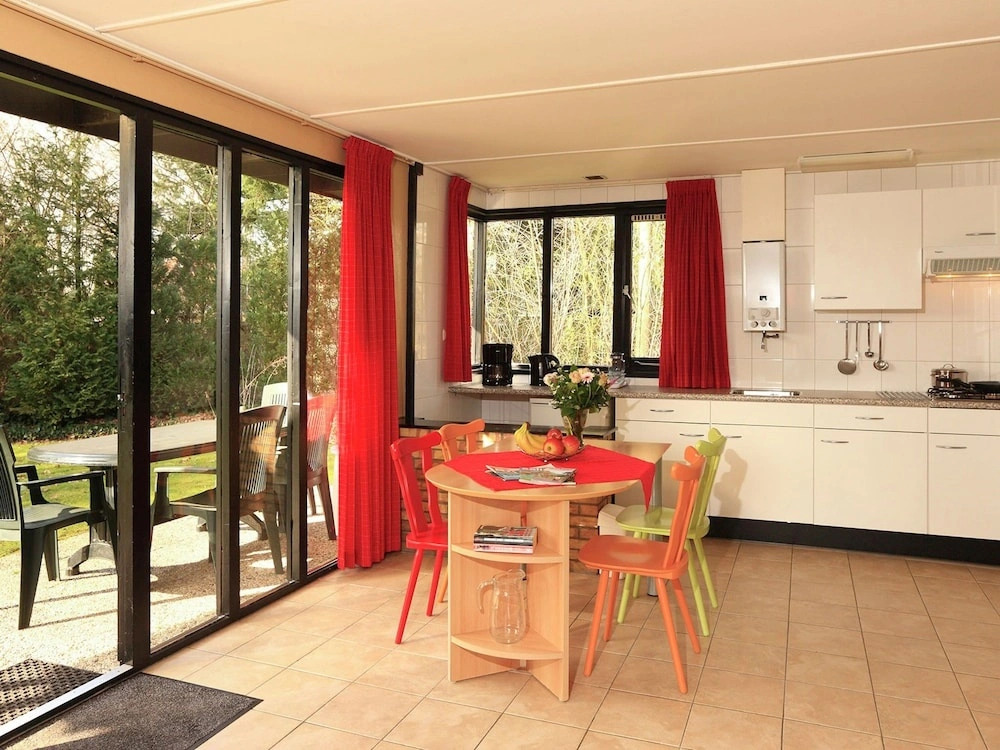 Nicely Furnished Bungalow With a gas Fireplace, in Nature