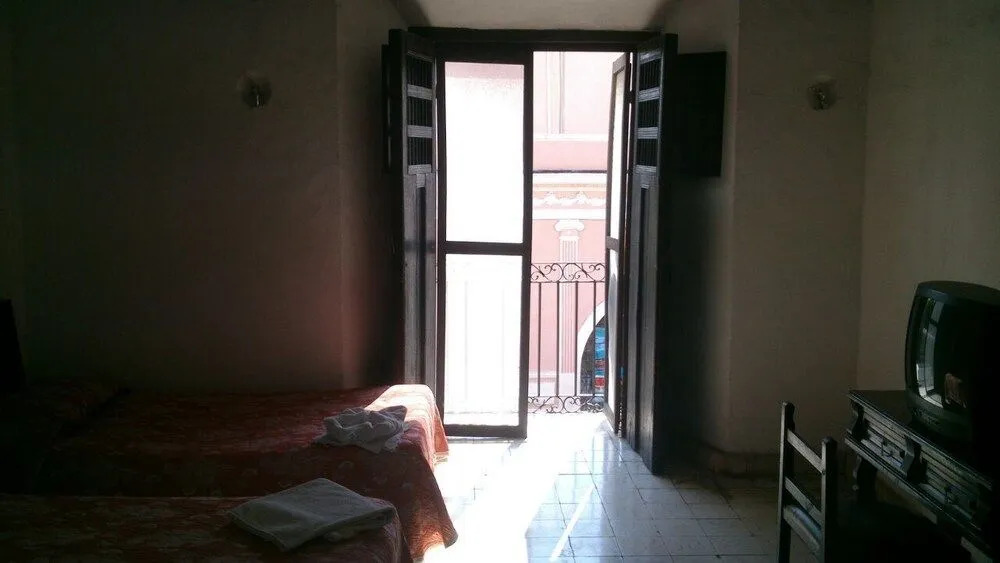 Hotel Sol Colonial