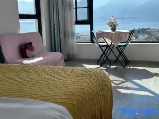 Yun'an Shanju| Moon & Sun Sunset Sea View Accommodation (Dali Shuanglang Erhai Branch)