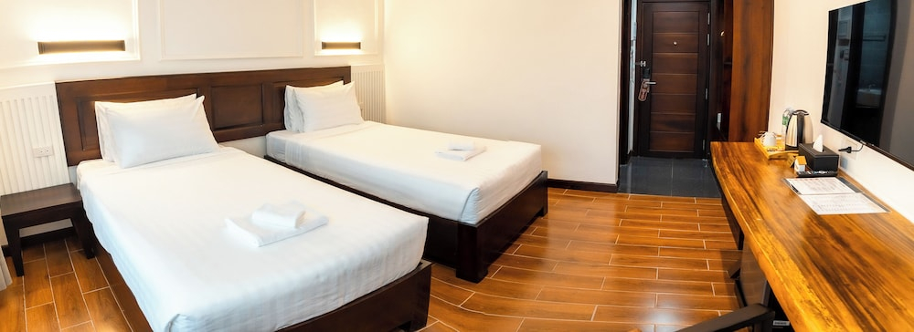 RS1 Hotel