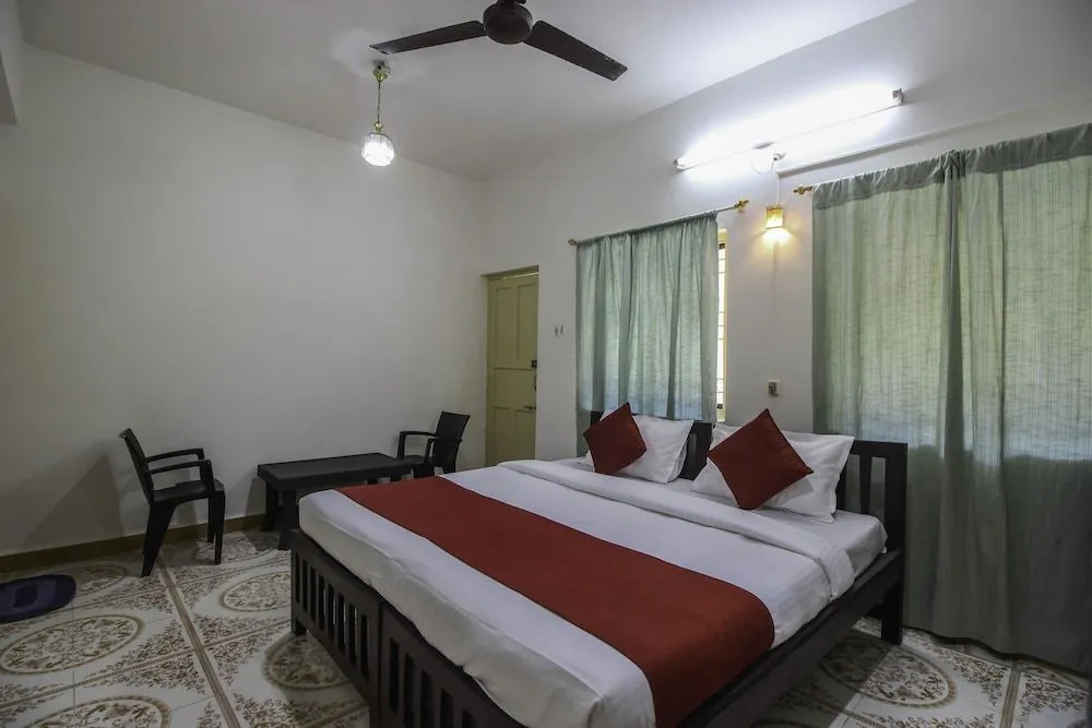 OYO 10791 Home Elegant Studio Candolim Beach