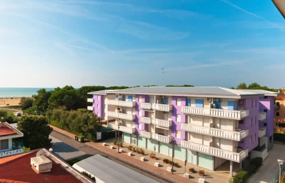 Coastal Comfort in Lido del Sole With sea View
