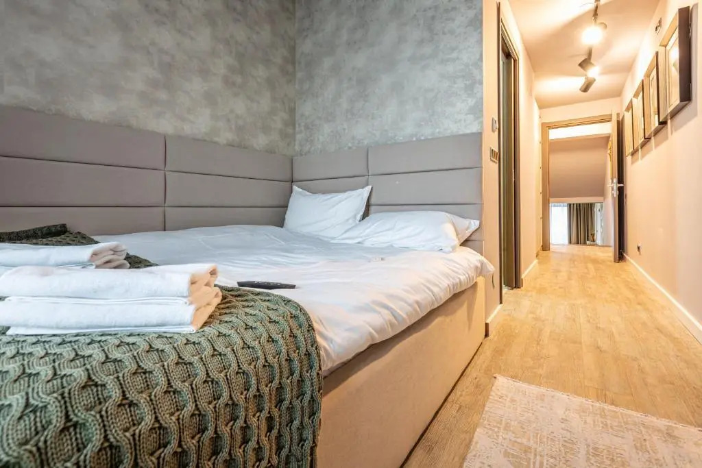Kron luxury 2 Bedroom Apartment in Silver Mountain