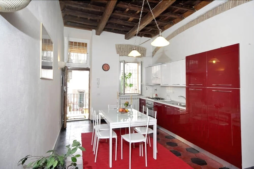 Rome Center Trastevere with WiFi and Netflix