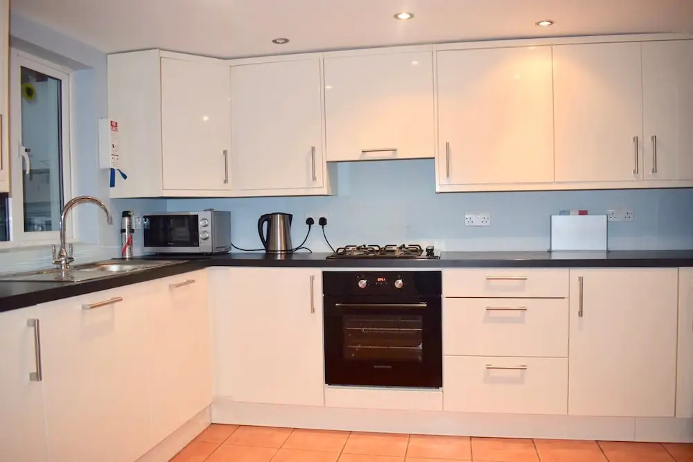 2 Bedroom Apartment Close to Canal Dock Dublin
