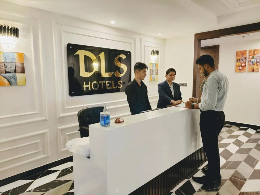 Grand Luxotica By DLS Hotels