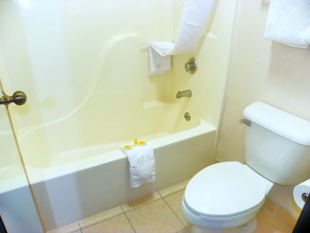 Royalton Inn & Suites Upper Sandusky