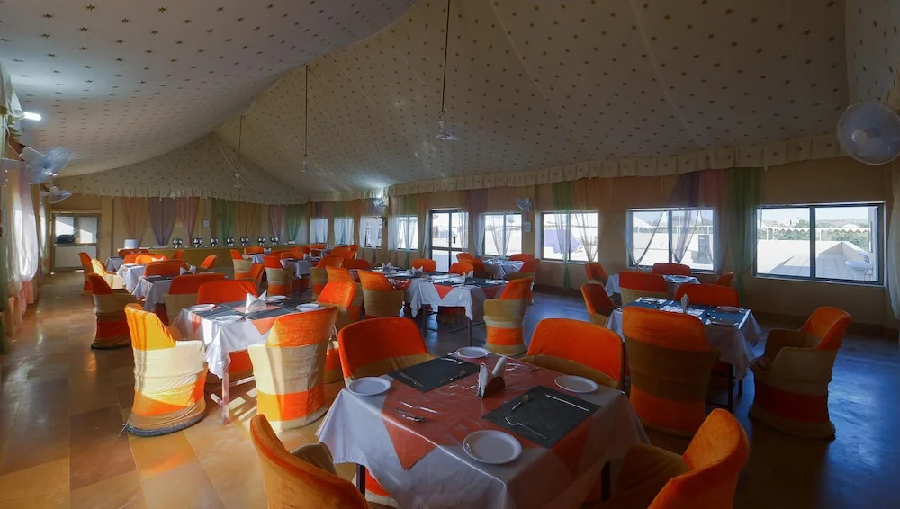 Camp e Khas